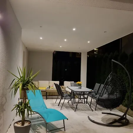 Goscinne Damian 므르제지노